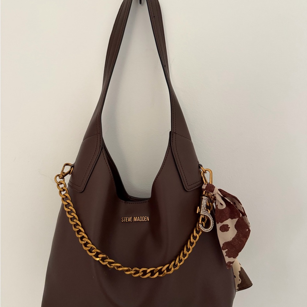 Steve Madden Chocolate Brown Shoulder Bag with Gold Chain